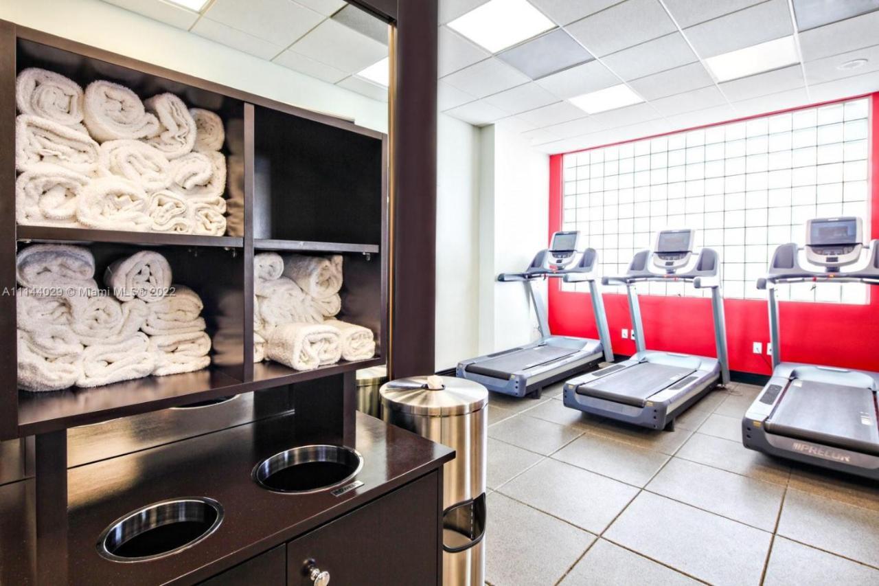 Gallery One - A Doubletree Suites By Hilton Hotel Fort Lauderdale Ngoại thất bức ảnh