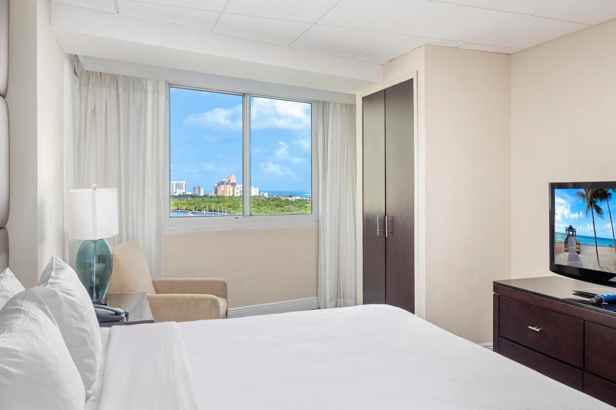 Gallery One - A Doubletree Suites By Hilton Hotel Fort Lauderdale Ngoại thất bức ảnh