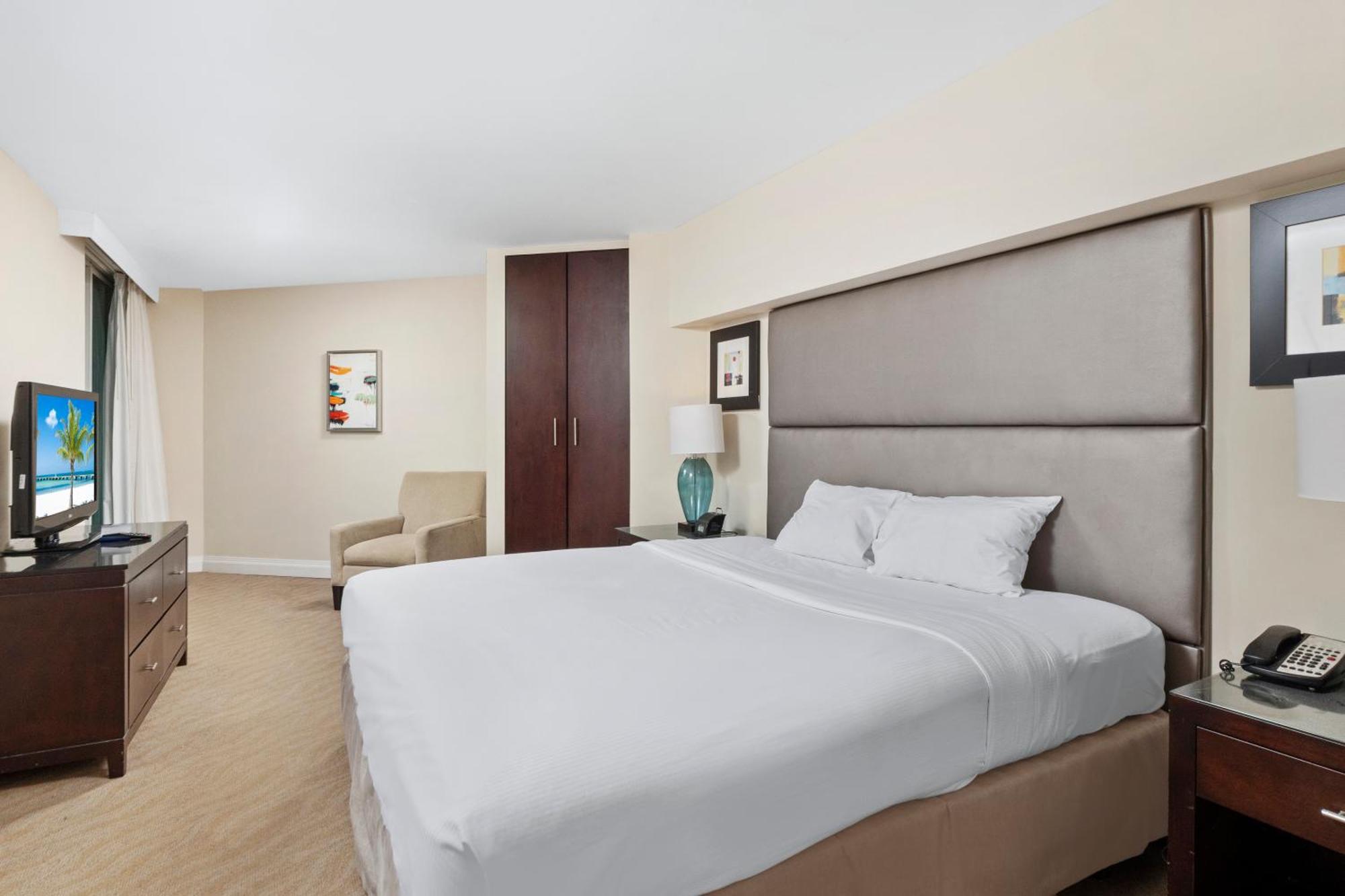 Gallery One - A Doubletree Suites By Hilton Hotel Fort Lauderdale Ngoại thất bức ảnh