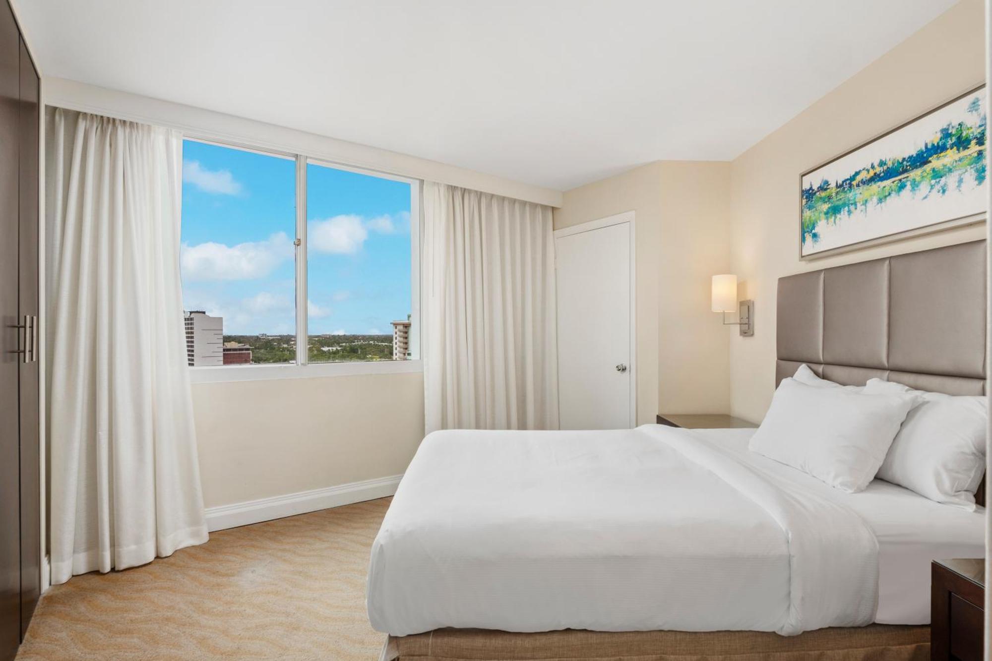 Gallery One - A Doubletree Suites By Hilton Hotel Fort Lauderdale Ngoại thất bức ảnh