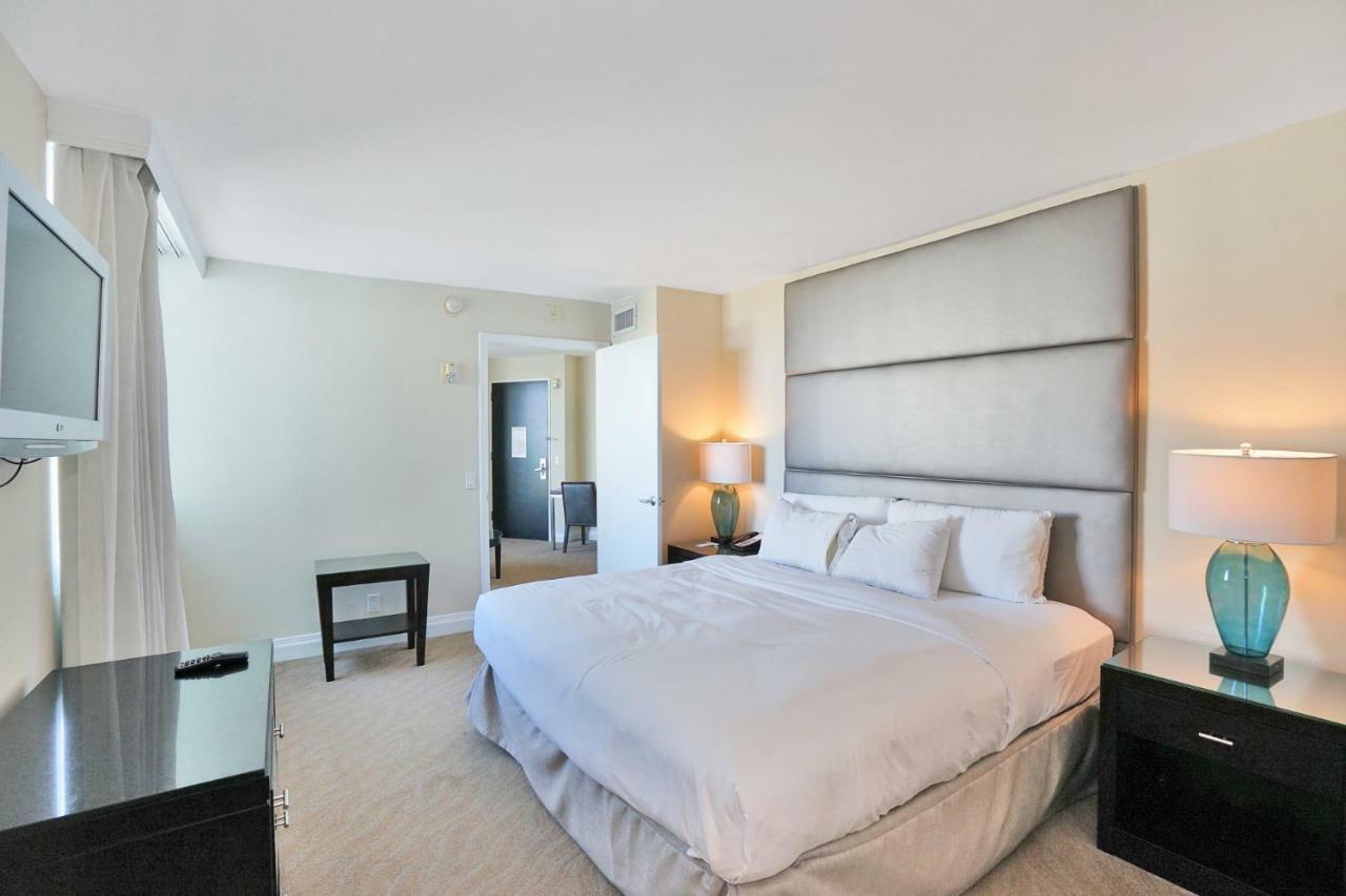 Gallery One - A Doubletree Suites By Hilton Hotel Fort Lauderdale Ngoại thất bức ảnh